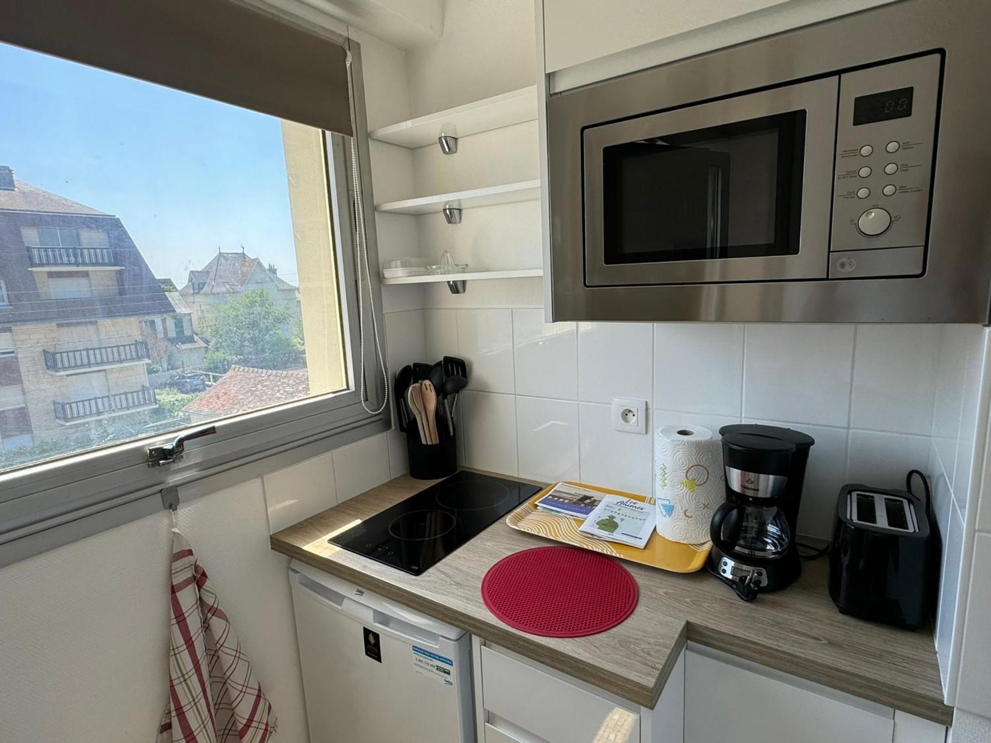 Studio Central A Cabourg Avec Balcon, Wifi Gratuit & Parking - Fr-1-487-372 Exteriér fotografie