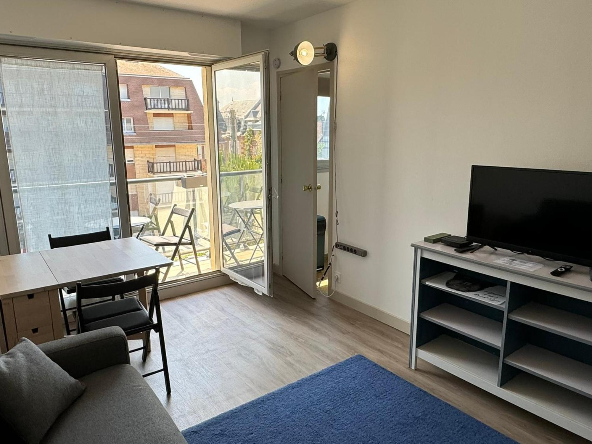 Studio Central A Cabourg Avec Balcon, Wifi Gratuit & Parking - Fr-1-487-372 Exteriér fotografie
