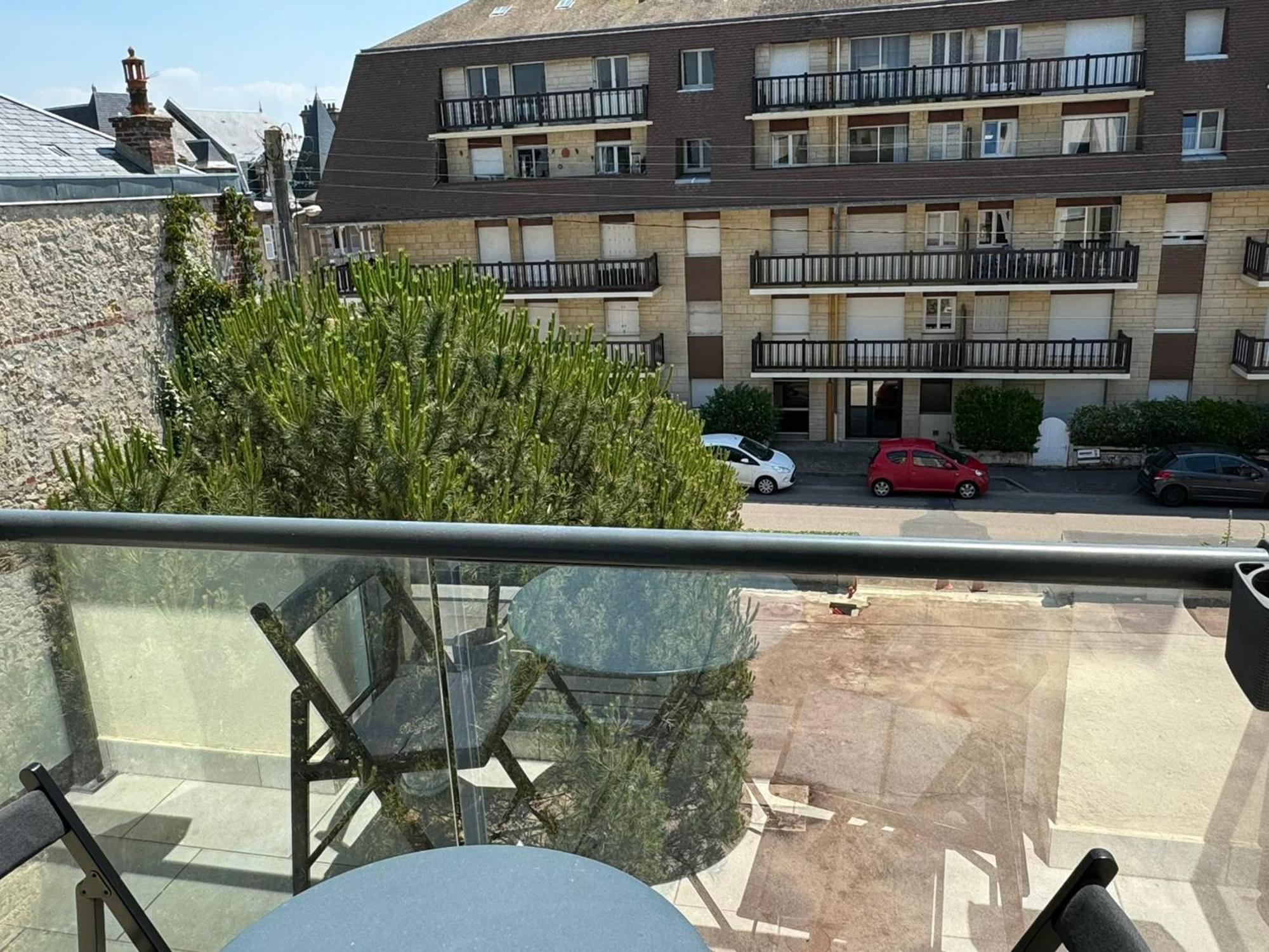 Studio Central A Cabourg Avec Balcon, Wifi Gratuit & Parking - Fr-1-487-372 Exteriér fotografie